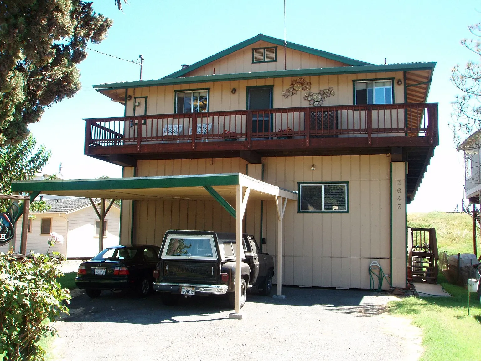 3643 Willow Rd photo 1
