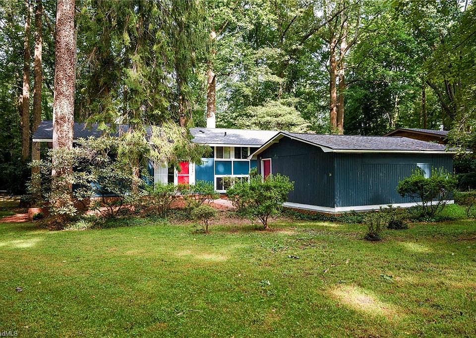 1st image of 219 Buttercup Dr