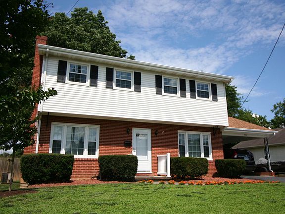 2nd image of 905 Bowman Ave