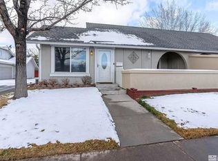 1761 London Cir, Sparks, NV 89431