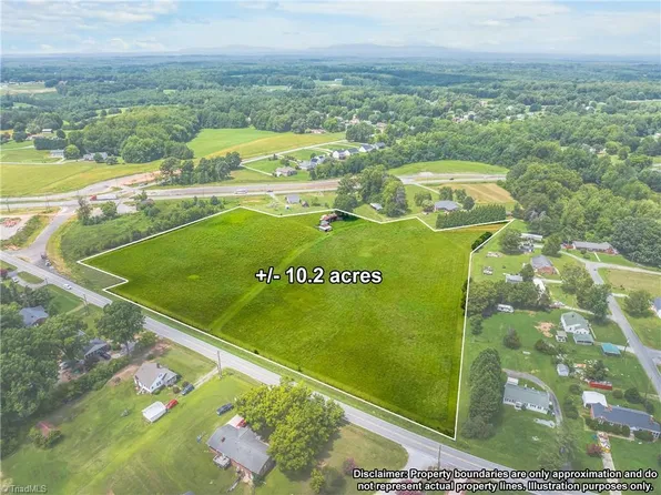 5398 Reidsville Rd, Walkertown, NC 27051