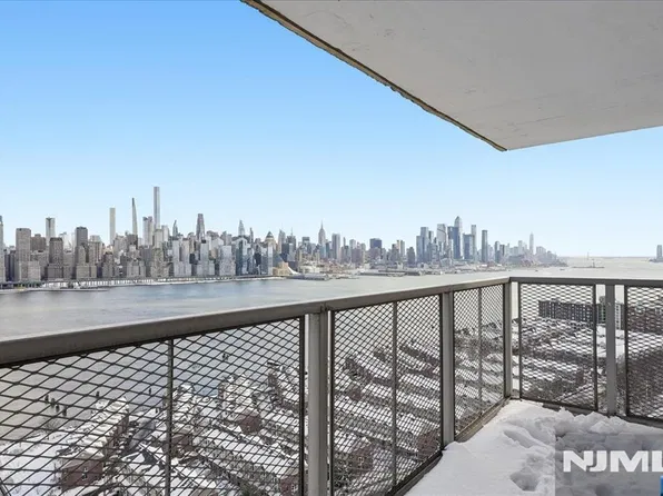 6600 Boulevard East #15D, West New York, NJ 07093