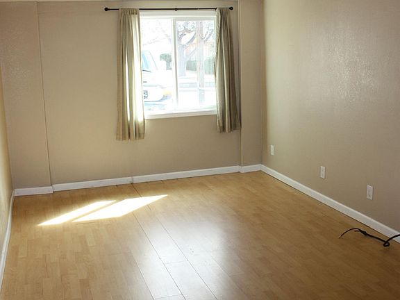 4th image of 2501 N Mossman Dr