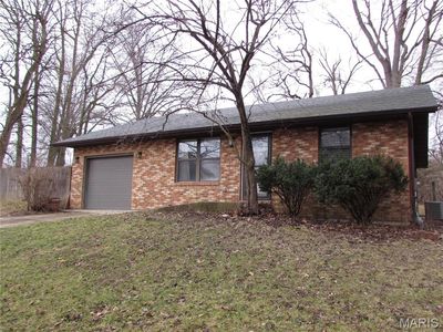 676 S Station Rd, Glen Carbon, IL, 62034