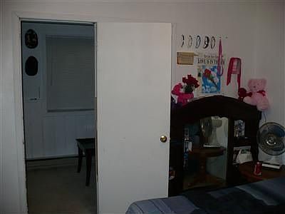 3rd image of 5420 S Alder St