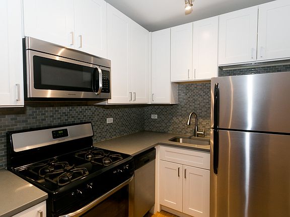 5th image of 2420 N Kedzie Blvd #D402