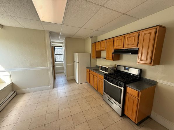 183 Harvard St #3
