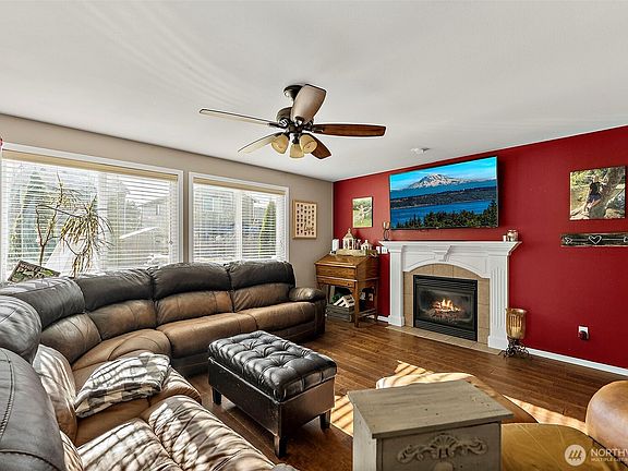 5th image of 17801 14th Avenue Ct E