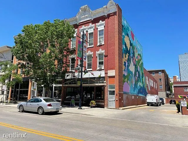 222 E Washington St #2
