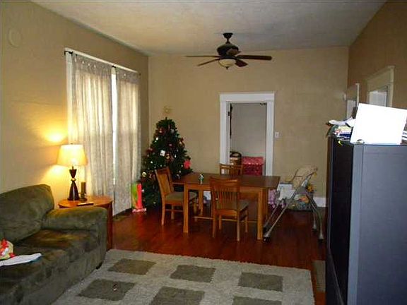 2nd image of 106 Lee Hunt Ave