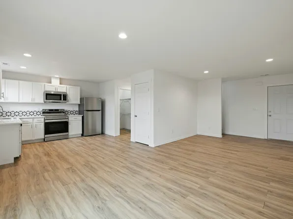 2631 W Marina Dr Unit 6, Moses Lake, WA 98837