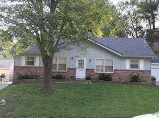 2026 64th St, Windsor Heights, IA 50324