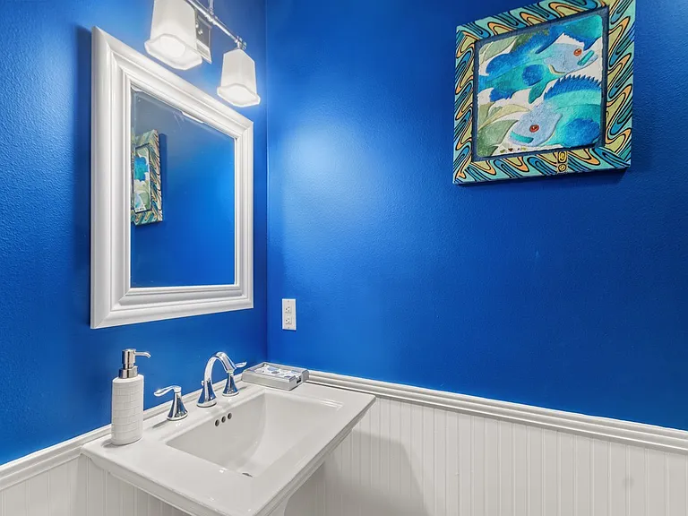 219 Park Shores Cir #B — Photo 14