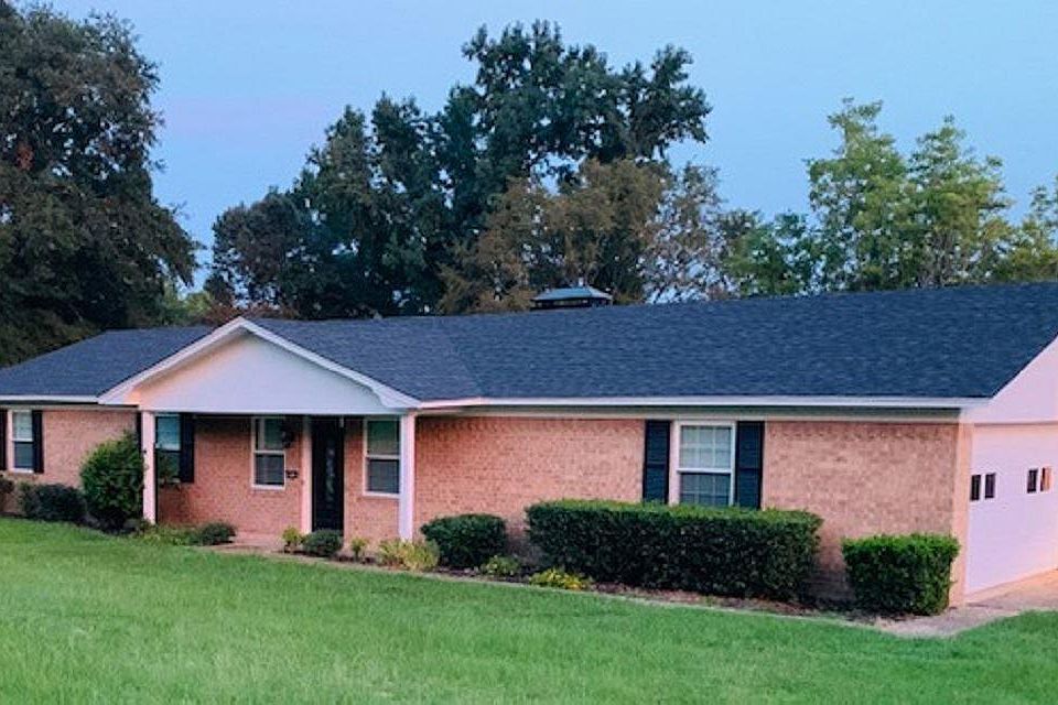 1st image of 13597 Choctaw Dr