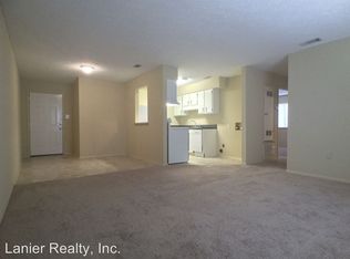 1100 E 56th St APT 6, Savannah, GA 31404
