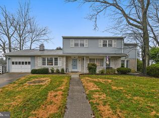4 Balmoral Ct, Rockville, MD 20850