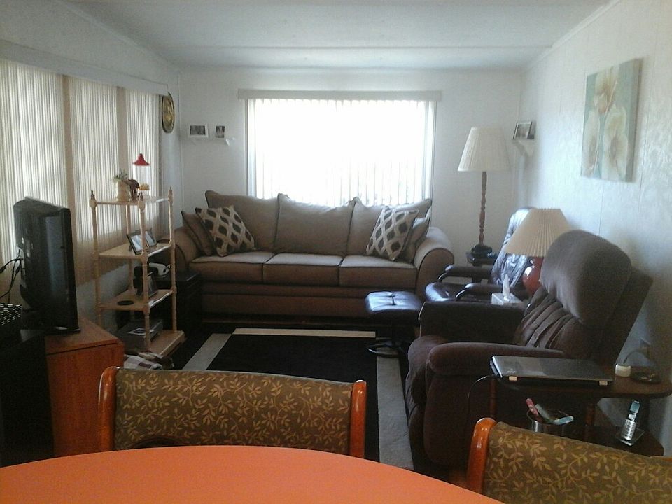 2nd image of 2701 34th St. N. Lot 554 #554
