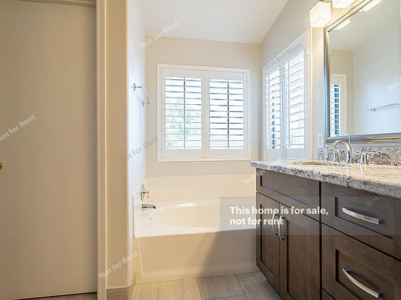 4th image of 4720 E Summerhaven Dr