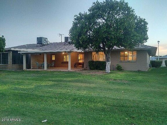 3rd image of 10624 W Tropicana Cir