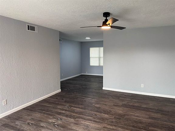 5th image of 1630 NW 27th St