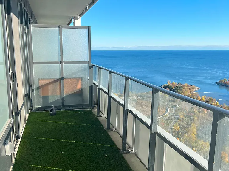20 Shore Breeze Dr #2701 — Photo 1