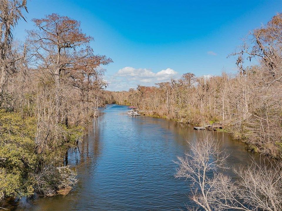 1st image of 33 River Plantation Rd