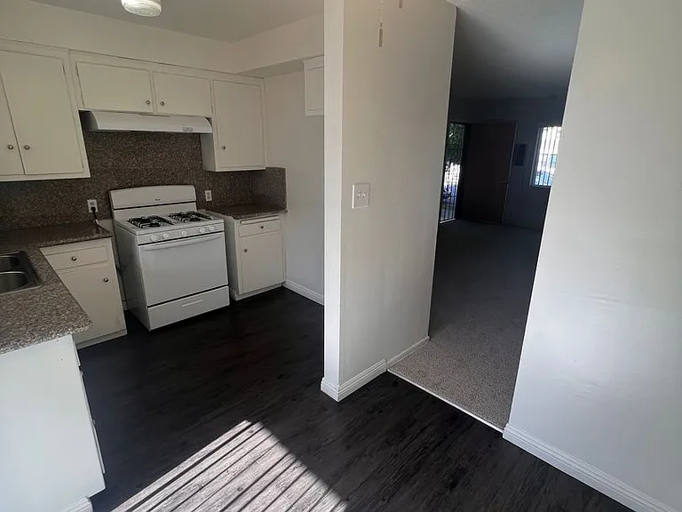 Ramona — Photo 16