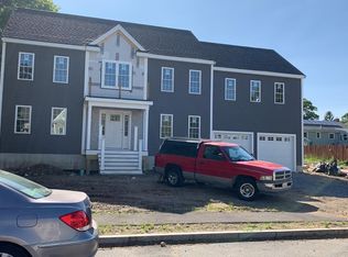 35 Draper St, Brockton, MA 02302