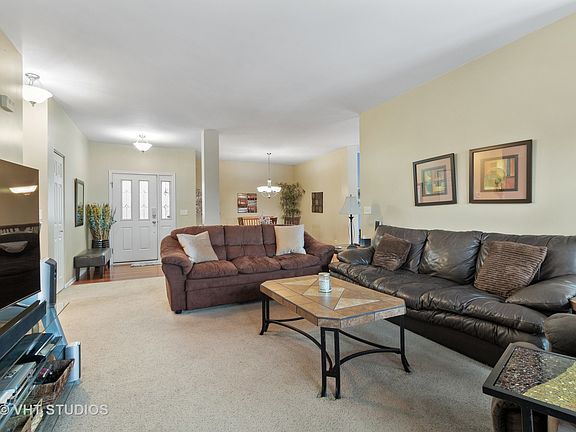 3rd image of 1226 Wildflower Cir