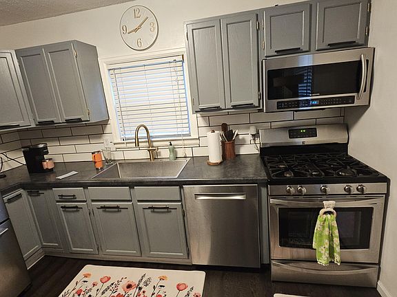 4th image of 759 Goguac St W