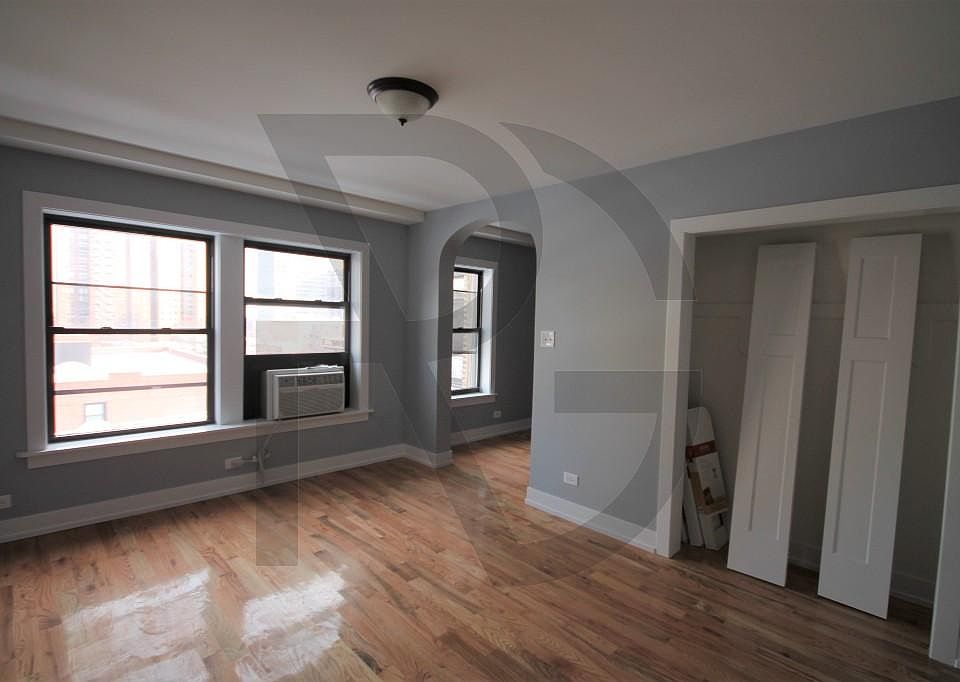 1st image of 550 W Arlington Pl #550803