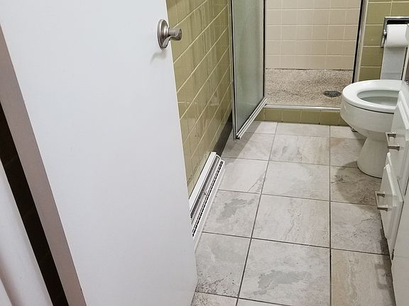 2nd image of 1224 Kenwood Dr