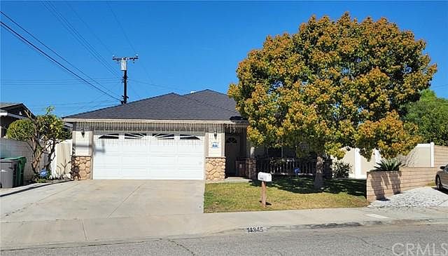1st image of 14345 Bellbrook St