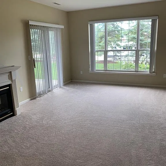 16769 Carriage Way — Photo 3