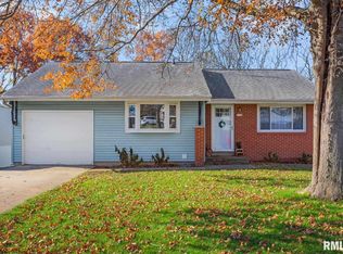 5729 N Rosemead Dr, Peoria, IL