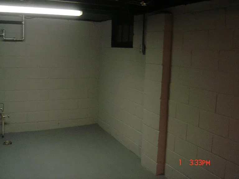 1521 N Vermont Ave — Photo 24
