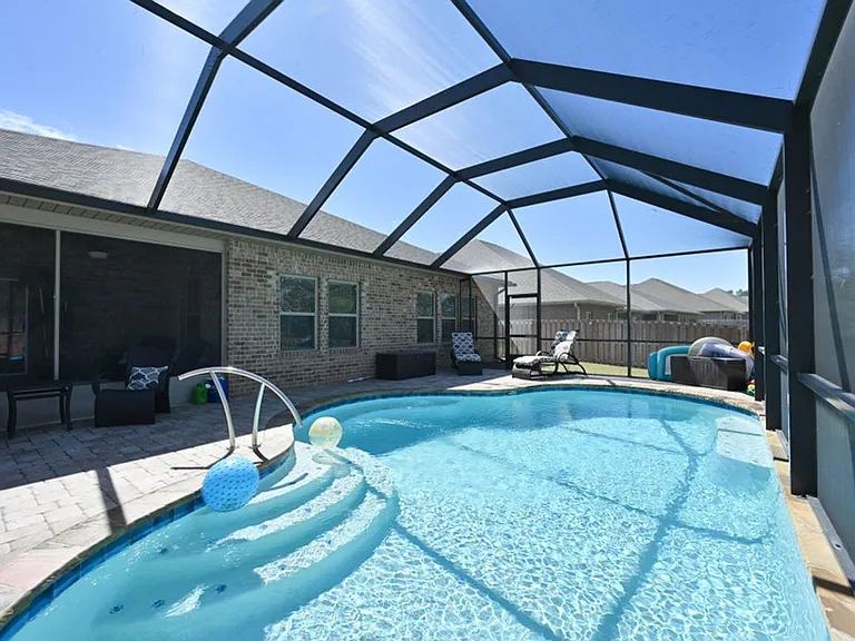 316 Merlin Ct — Photo 34