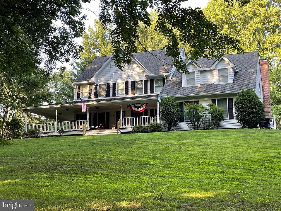 1st image of 17034 Barn Ridge Dr