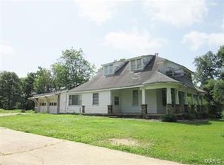 1524 N Grand Ave, Poplar Bluff, MO 63901