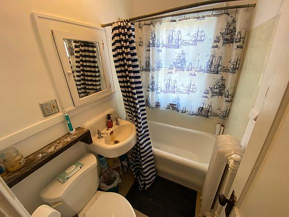 5th image of 4300 Upton Ave S #7