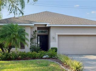 7920 Camden Woods Dr, Tampa, FL 33619