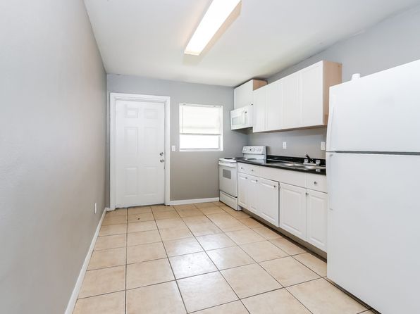 529 N 10th St APT A