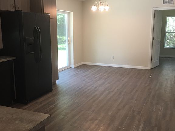 5th image of 1233 NW Myrtle Ave