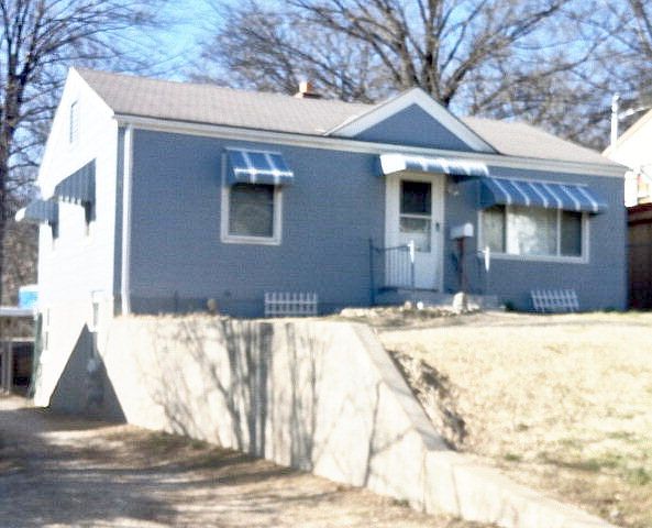1st image of 214 Hughes St