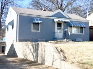 214 Hughes St, Jefferson City, MO 65109