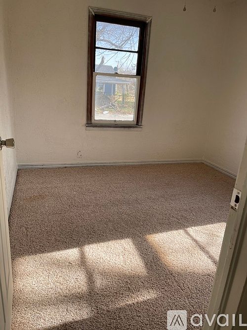 2nd image of 1802 NW Ozmun Ave