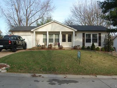 250 Birchleaf Dr, Saint Peters, MO, 63376