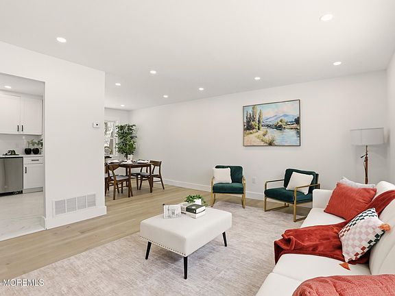 3rd image of 61 Bittern Lane