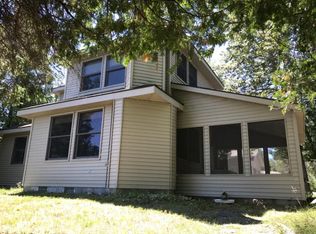 36459 S Whitney Bay Rd, Drummond Island, MI 49726