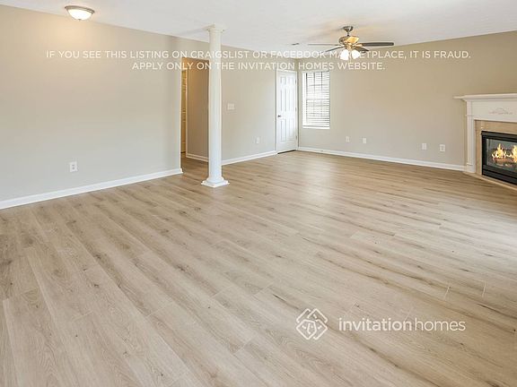 3rd image of 6175 Flagstaf Walk